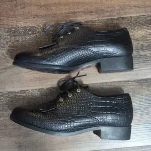 Ariat | Shoes | Ariat Black Alligator Skin Leather Kiltie  display picture 2